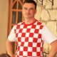 Cijeli Primošten u crveno-bijelim kvadratićima