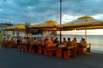 Suveniri i tiskovine u restoranima otvorenim do jutra??