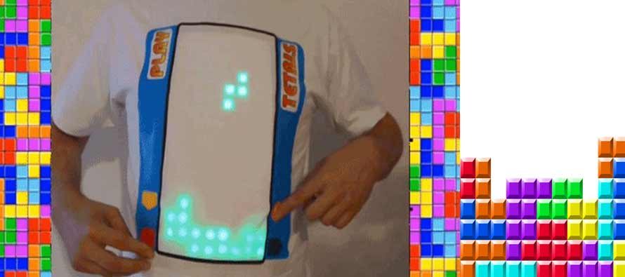 Zaigrajte Tetris na PC majici