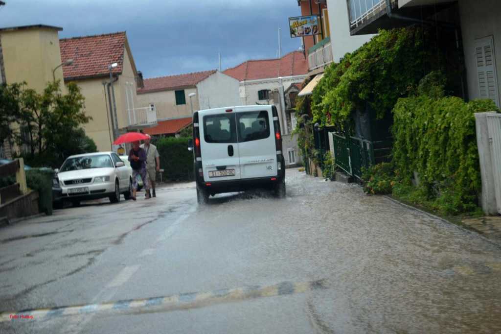 Poplave-u-Primoštenu_3