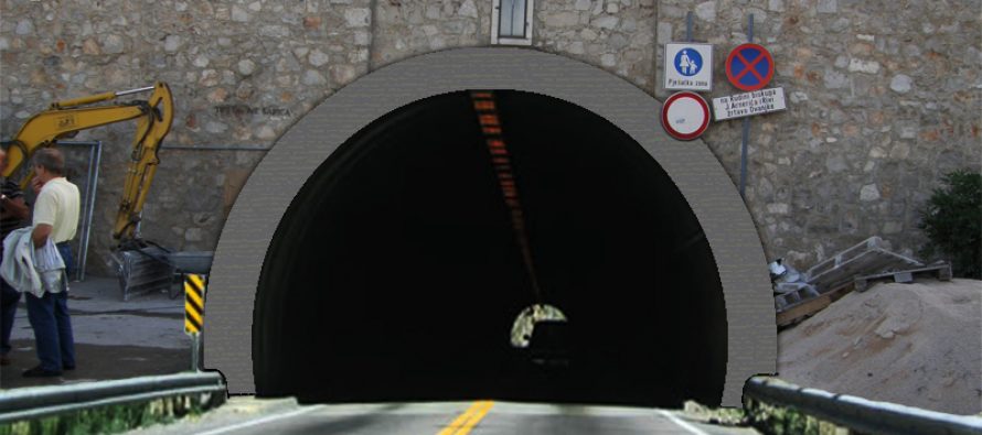 FORA PLUS – Tunel