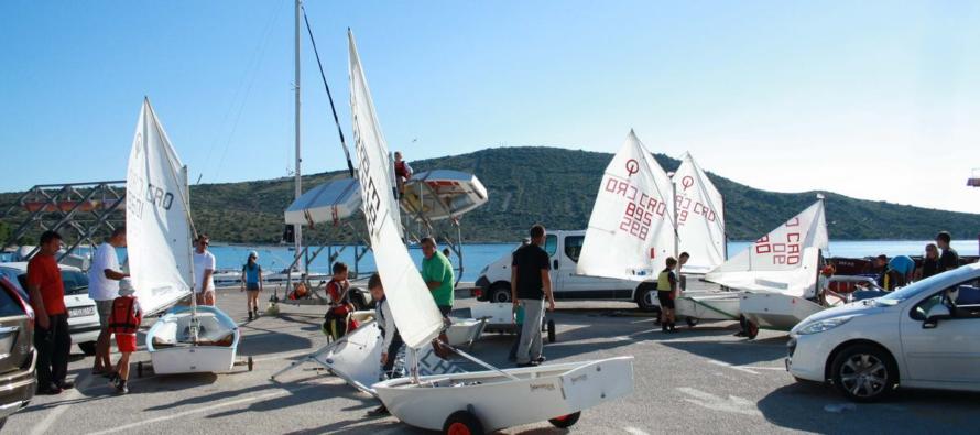 JK Primošten potpisao ugovor za klupsku prostoriju i manipulacijsku površinu