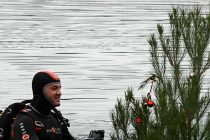 FOTO/VIDEO:Kike Curavić sa roniocima postavio božićnu jelku u primoštensko more