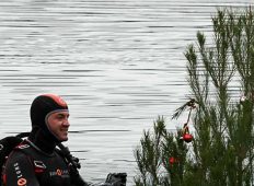 Kike Curavić sa roniocima postavio božićnu jelku u primoštensko more