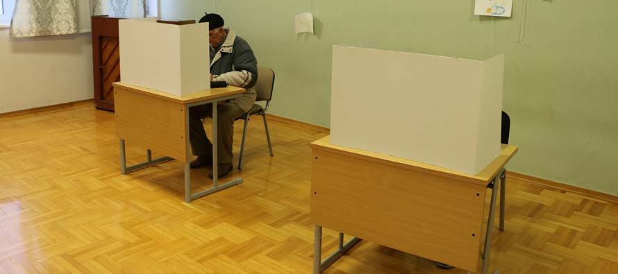 Predsjednički izbori: Do 16.30h na izbore izašlo 44,68 % birača u Primoštenu