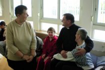 HUMANITARNA KORIZMENA AKCIJA “VERONIKIN RUBAC”: Svojim prilozima pomognimo djeci s posebnim potrebama u Solinu