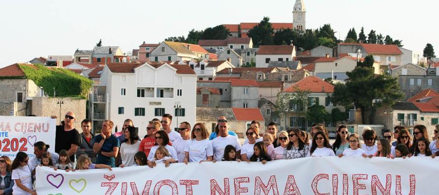 UDRUGA ŽIVOT NEMA CIJENU – Oni su tu kad zatreba