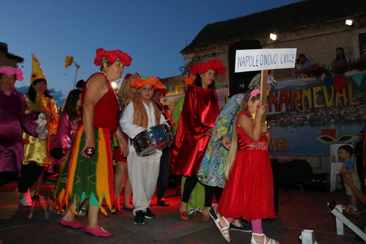 Ljetni karneval