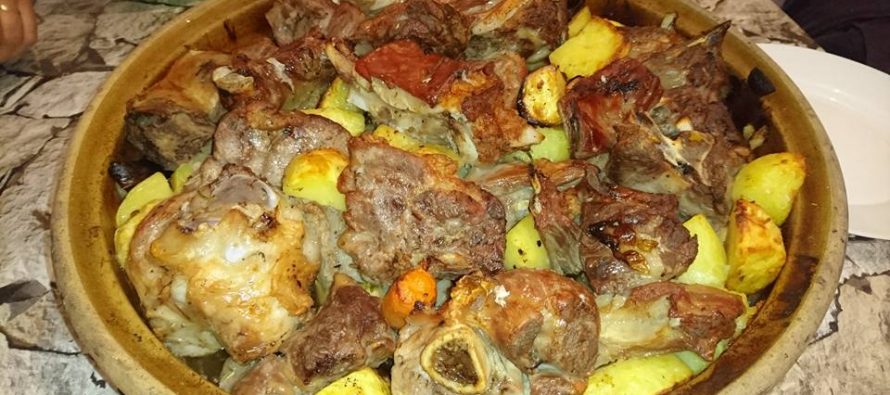 Meso ispod staklenog zvona