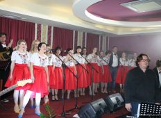 Foto – Singrlice i puhački orkestar Primošten