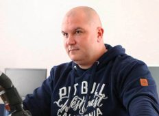FOTO – Jurica Galić u knjižnici – Ekspedicija Rapa Nui