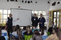 Ministar rada i mirovinskog sustava posjetio OŠ Primošten