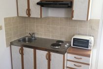 Prodaje se malo korištena dobro sačuvana kuhinja