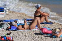 U Dalmaciji sunčano, najviša dnevna temperatura zraka većinom između 35 i 40 °C