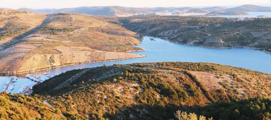 Luka otvorena za javni promet Rogoznica- ribarski dio u uvali Peleš