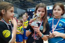 FORA PLUS – Muke male rukometašice