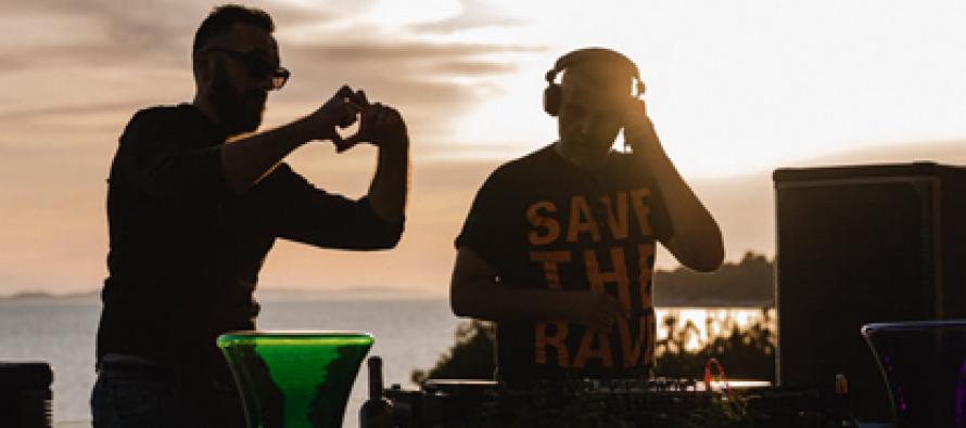 SPOJ GLAZBE I GASTRONOMIJE U BILOM: SuggaDaddy je pripremio još jedno izdanje vrhunskog spoja gastronomije, odlične elektroničke glazbe, sunca i prekrasnog mora