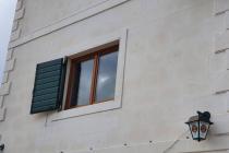 PRIPAZITE …  odlomile su se grilje na Legends Pub-u