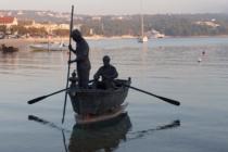 Danas je Primošten dobio još jedan atraktivan spomenik koji prikazuje dva ribara u barci