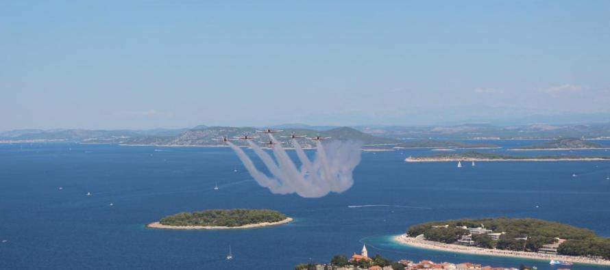 Akrobatska grupa Krila Oluje nad Primoštenom