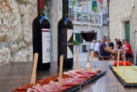 VEČER DALMATINSKOG PRŠUTA U VINARIJI GRACIN četvrtak, 18. 06. u 20:00 h